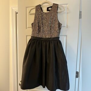 Calvin Klein Black and Gold Sequin Woman’s Size 8 Dress